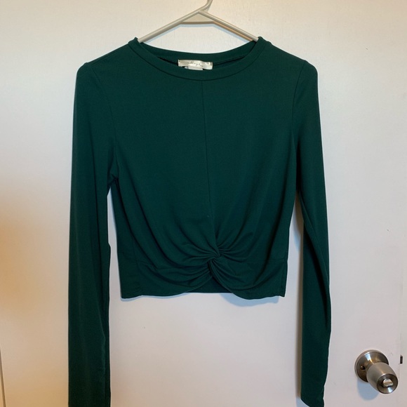 Green long sleeve crop top - Picture 1 of 1